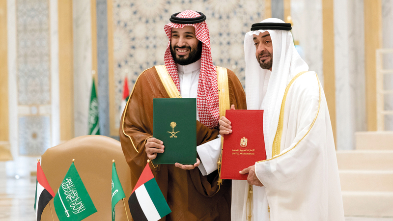 صحيفة أميركية تغوص في ما تسمّيه خلاف سعودي- إماراتي حاد والدولتان تنفيان!