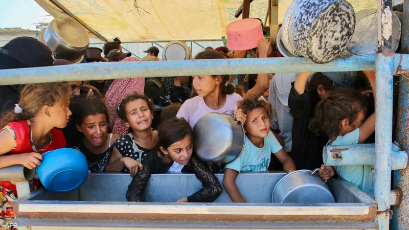 المجاعة في غزة..  الطواقم الطبية تنهار ووفيات الأطفال تتصاعد