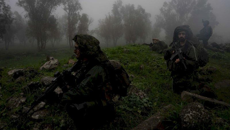 الجيش الإسرائيلي يواصل التحشيد الحربي ضد لبنان: مقاتلو لواء غولاني رفعوا  هذا الأسبوع الجاهزية على الجبهة الشمالية