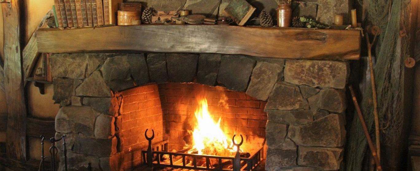 ليالي الشتاء الطويلة... هكذا تعزّز العتمة الإبداع وتزيدنا جاذبية وهدوءًا