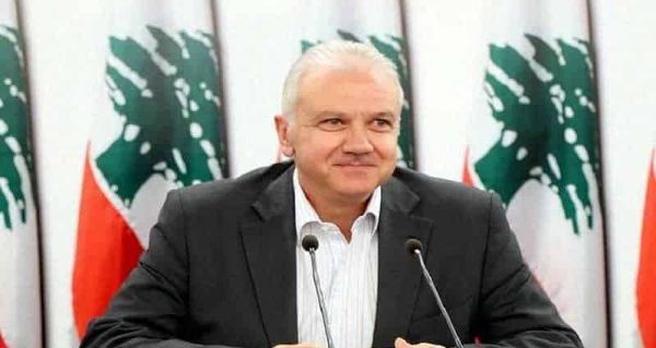 نائب "قواتي" يرد على تهديدات "النسخة الإيرانية في لبنان": إنّنا ننذركم والعبوها صح"!