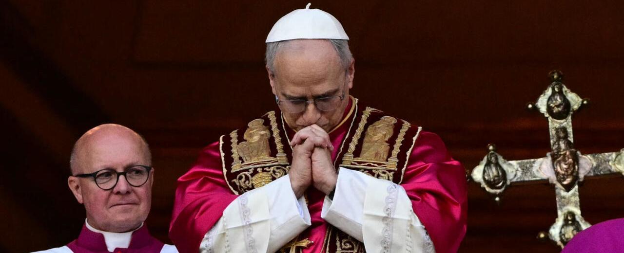 روايات يندى لها الجبين.. البابا لاوون يستمع لضحايا اعتداءات رجال الدين الجنسية