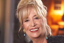 كيف وصفت منى واصف المشهد الجديد في سوريا؟