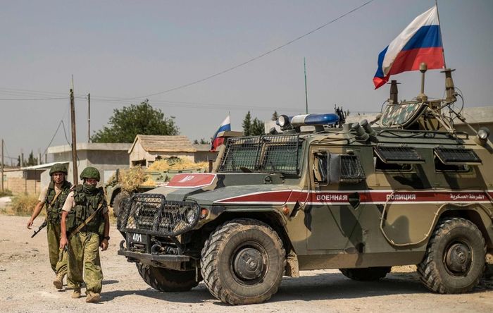 "كييف" تنشر فيديو عن استهداف قاعدة عسكرية في سوريا