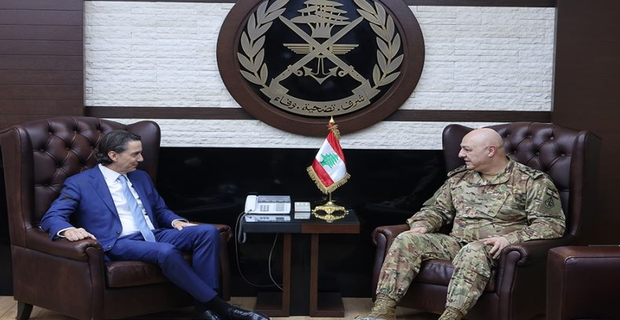 رسالة "حزب الله" المتشددة  لهوكشتاين "المتفائل بالدبلوماسيّة"