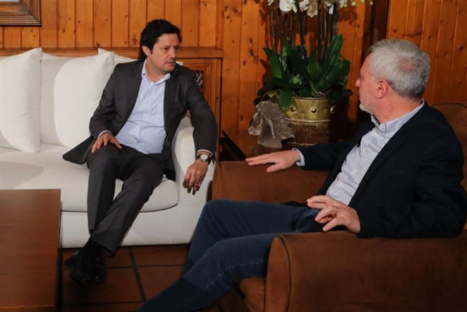 "الثنائي الشيعي" متمسّك بفرنجية والمعادلة الرئاسية استبدلت عون بأزعور