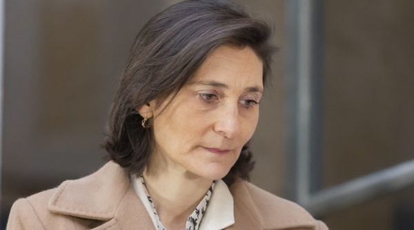 مشكلة لا يعاني منها السياسيّون العرب.. حملة على وزيرة التربية الفرنسية لأنّ أولادها في مدرسة خاصة!