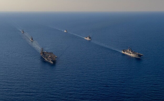 "زحمة"بوارج اميركية وبريطانية في المتوسط