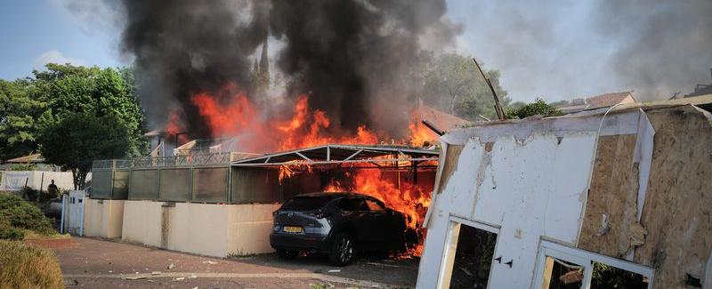 اسرائيل تتهم "حزب الله" باستهداف المدنيين وتتوعد: سنتصرف وفق ذلك