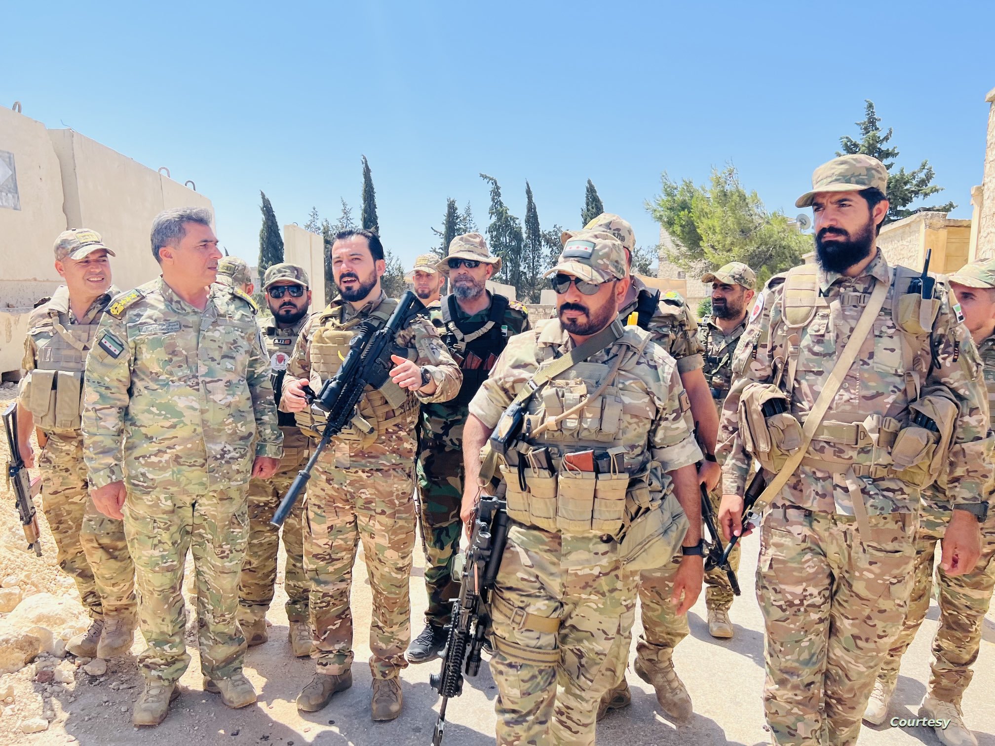 "العمشات والحمزات"... ودورهن في ارتكاب مجازر التطهير العرقي في سوريا