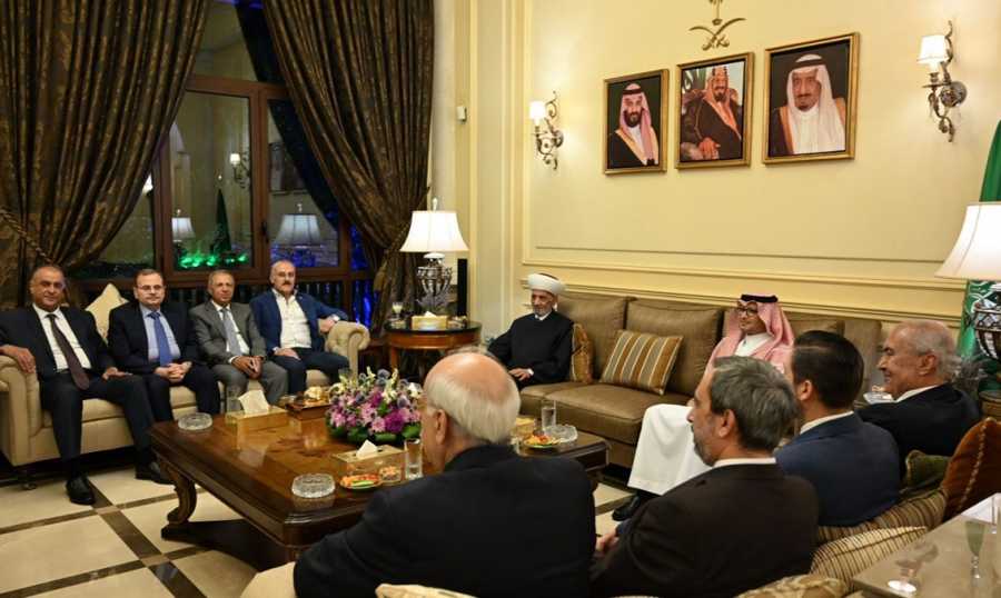 الرسالة السعودية إلى لبنان:  العاجز عن استعادة سيادته لا يستطيع حماية أحد!
