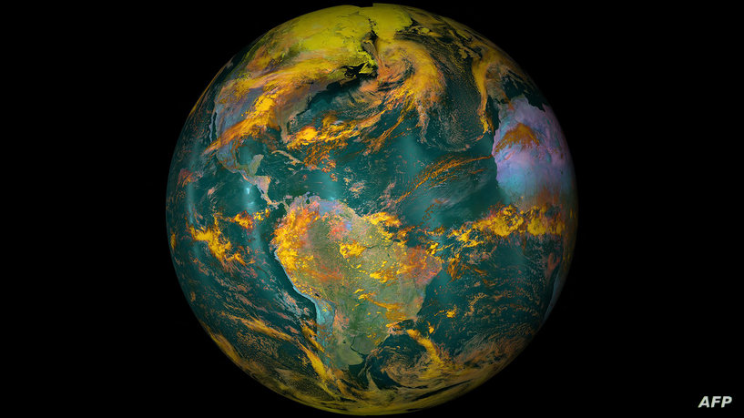 ثقب عملاق يُهدّد نصف سكّان الكرة الأرضية