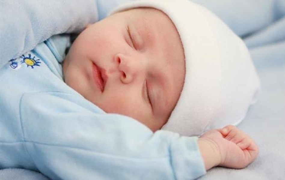 ماسك مستندا الى دراسة حول الولادات: أوروبا تحتضر