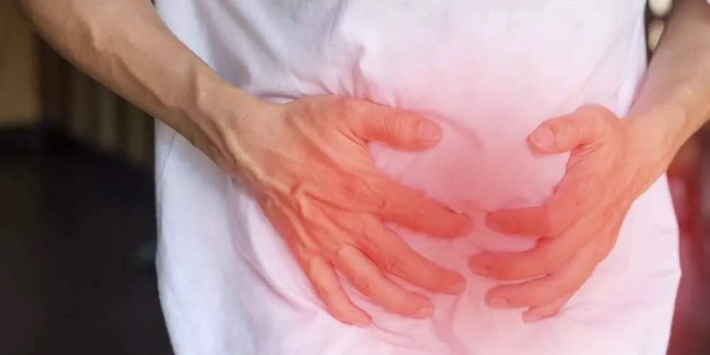 سرطان الأمعاء: ثلاثة أعراض تنبئ بالإصابة به... ماهي؟