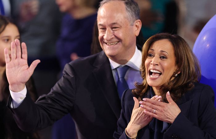 نسبة عالية من اليهود الأميركيين يفضلون هاريس على ترامب 