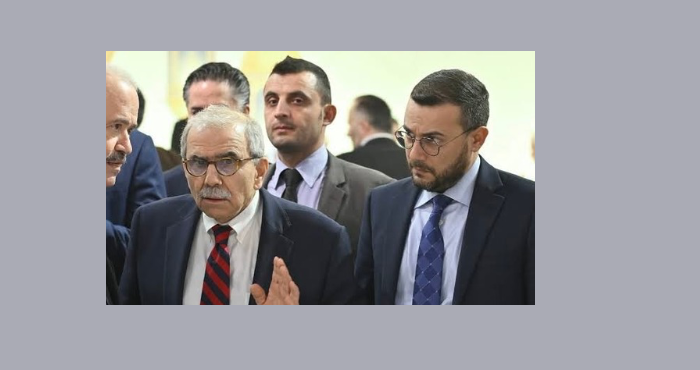 نوّاف سلام يتخلّى عن مستشاره الاعلامي بسرعة قياسية