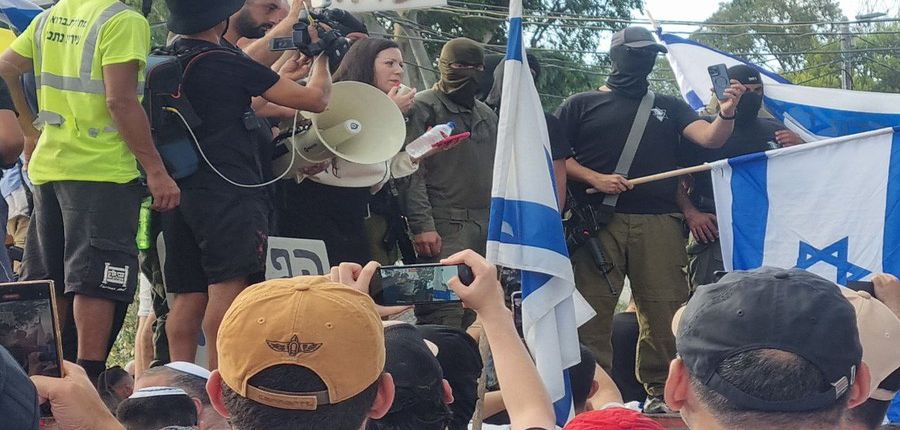 "الجيش الإسرائيلي: أعمال الشغب اليمينية في قواعد الجيش تؤخر  "الانتقام من حزب الله