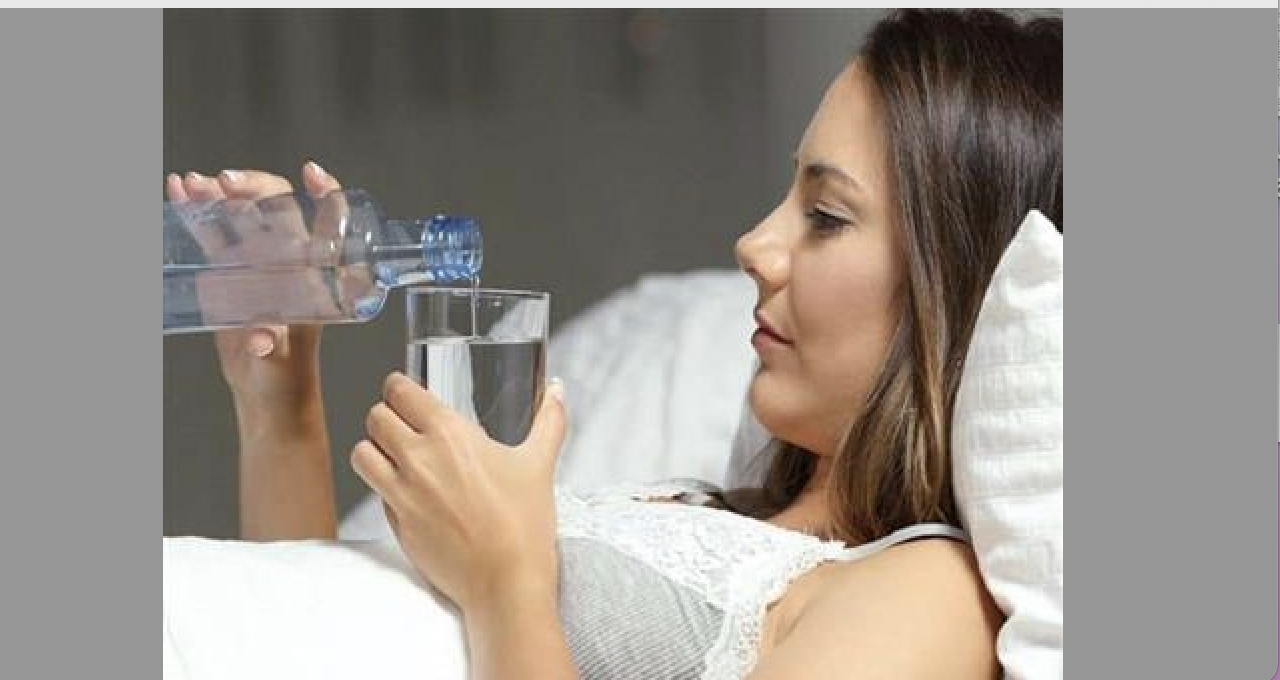 لهذا السبب يجب شرب الماء على الريق 