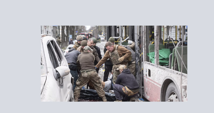 زيلينسكي يصف موسكو بالحثالة القذرة..لماذا؟