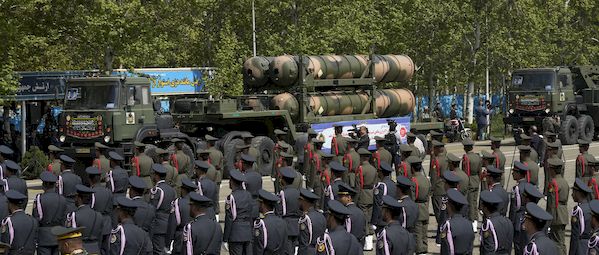 الحرس الثوري الإيراني.. جذور وخفايا "إمبراطورية باسدران"