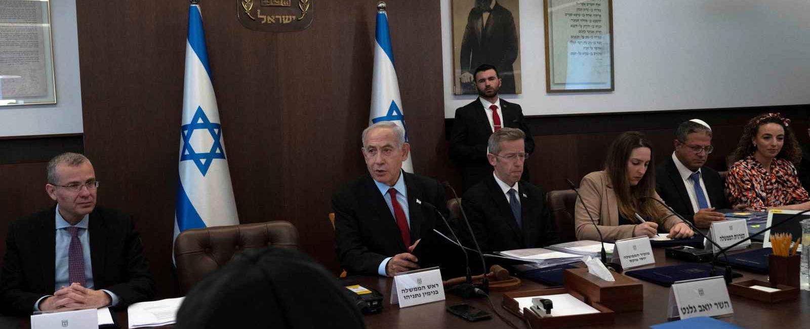 التنفيذ الأحد.. الكابينيت الإسرائيلي يصادق على وقف إطلاق النار