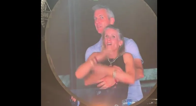 فضيحة حفل كولدبلاي.. السيدة "الخائنة" تخرج عن صمتها لأول مرة