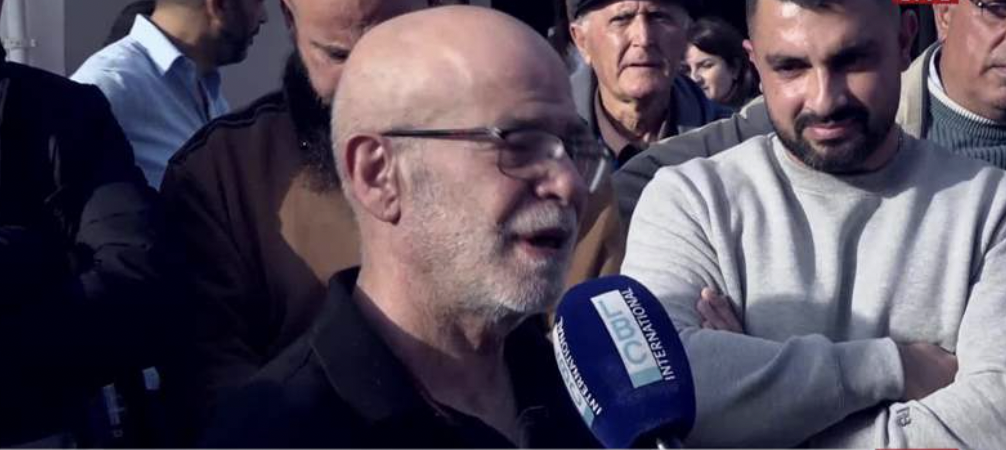 بعد 33 عامًا… الأسير سهيل حموي يعود إلى شكا من سوريا