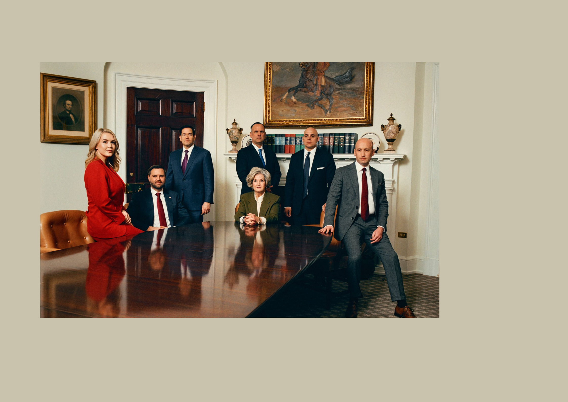 كبيرة موظفي البيت الأبيض: سلوك ترامب كمدمن كحول ونائبه مهووس بنظريات المؤامرة