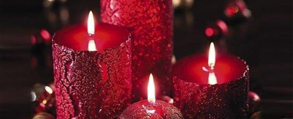 يفوق ضرره السيجارة.. دخان الشموع المعطرة والبخور قد يسبب سرطان الرئة