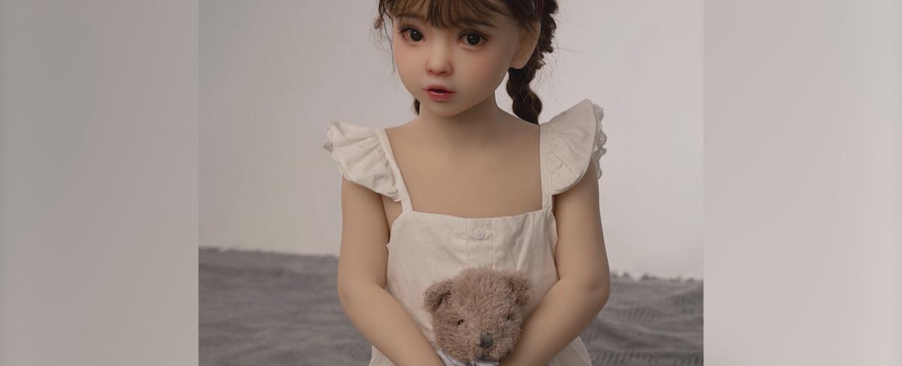 دمى جنسية وأسلحة معروضة للبيع.. غضب فرنسي من Shein