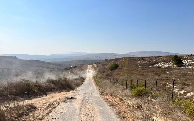 اسرائيل تقيم منطقة أمنية عازلة في الجنوب...بالنار!