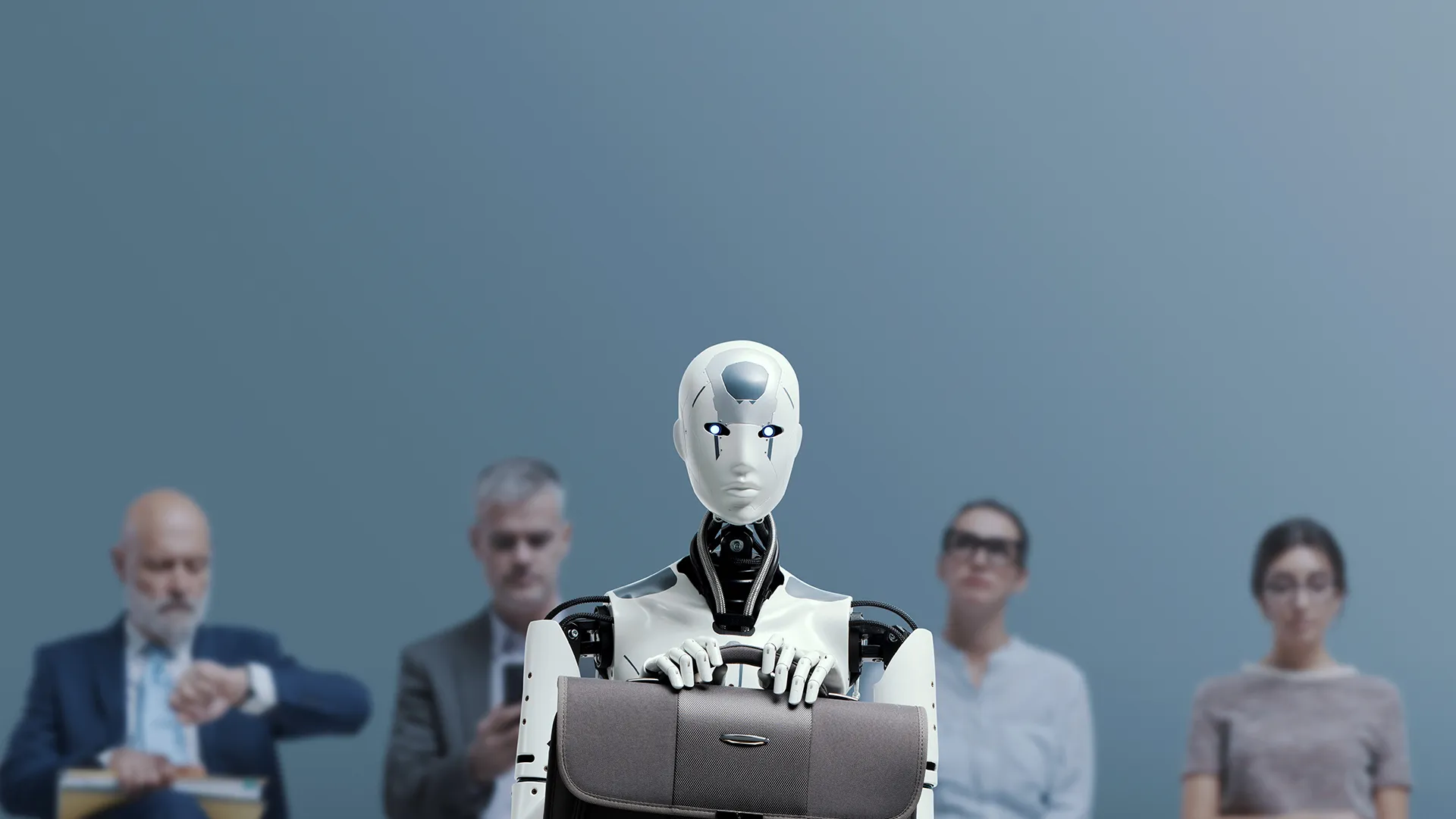 الذكاء الاصطناعي والوظائف: هل نحن أمام صدمة حقيقية أم مبالغة؟