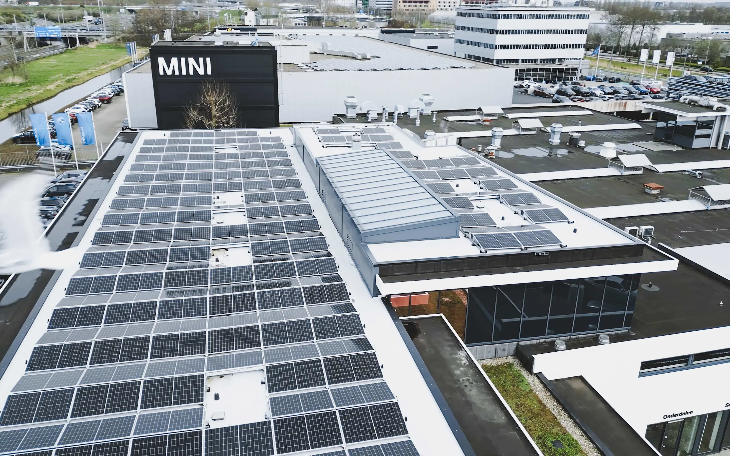 Zonnepanelen bij Dusseldorp Den Haag