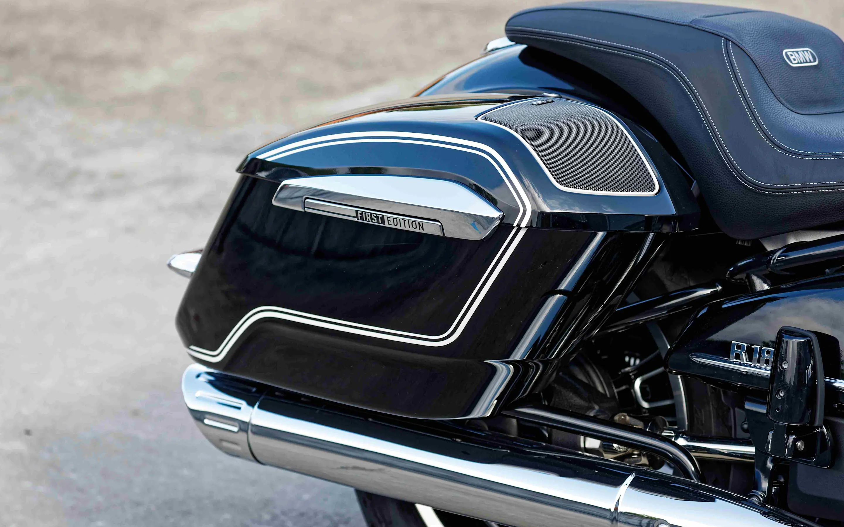 BMW R 18 B - De koffers op de BMW R 18 B