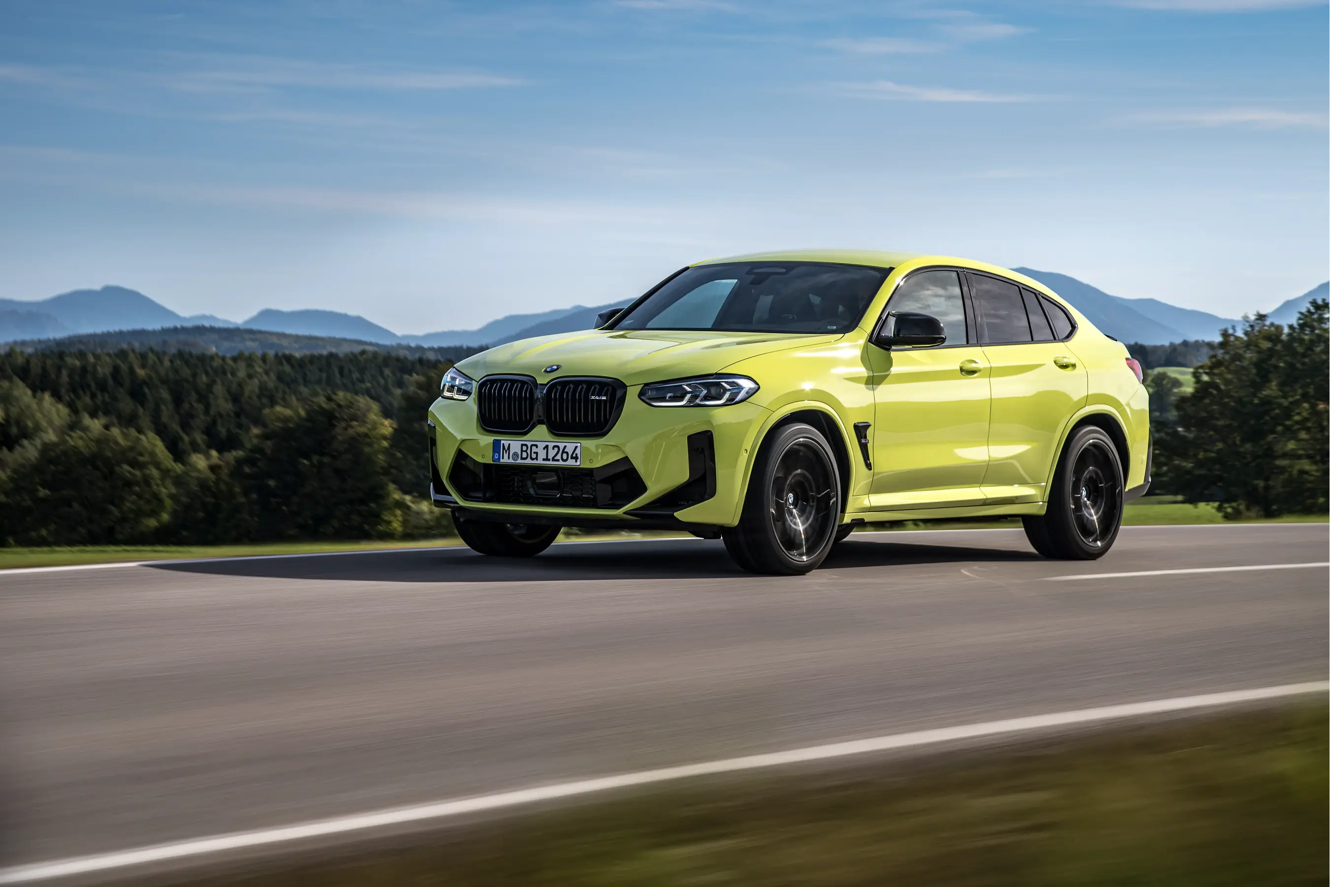 bmw_x4m_exterieur_voorkant_dusseldorp_bmw.