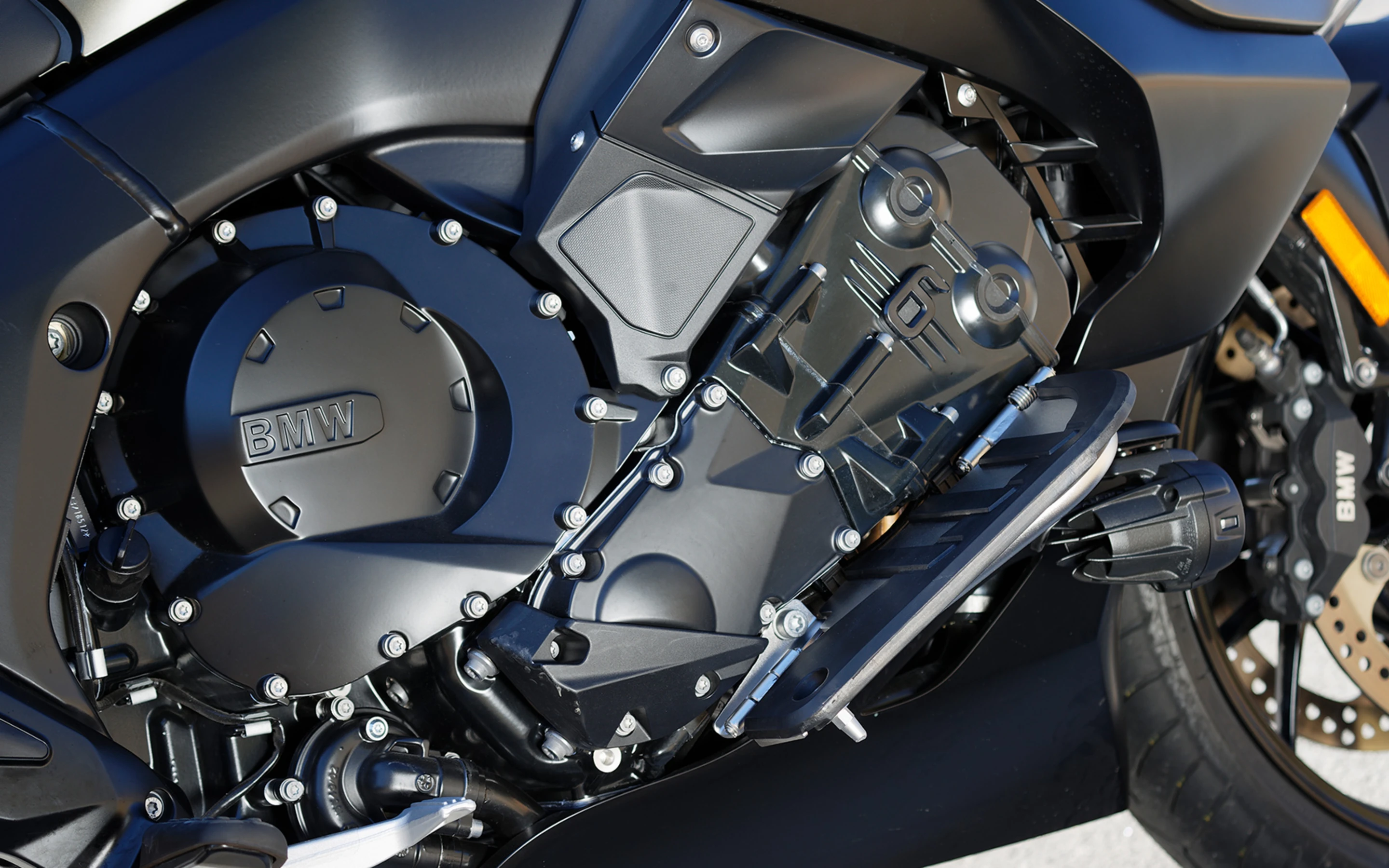 BMW K 1600 B - Superieure zescilinder - Afbeelding