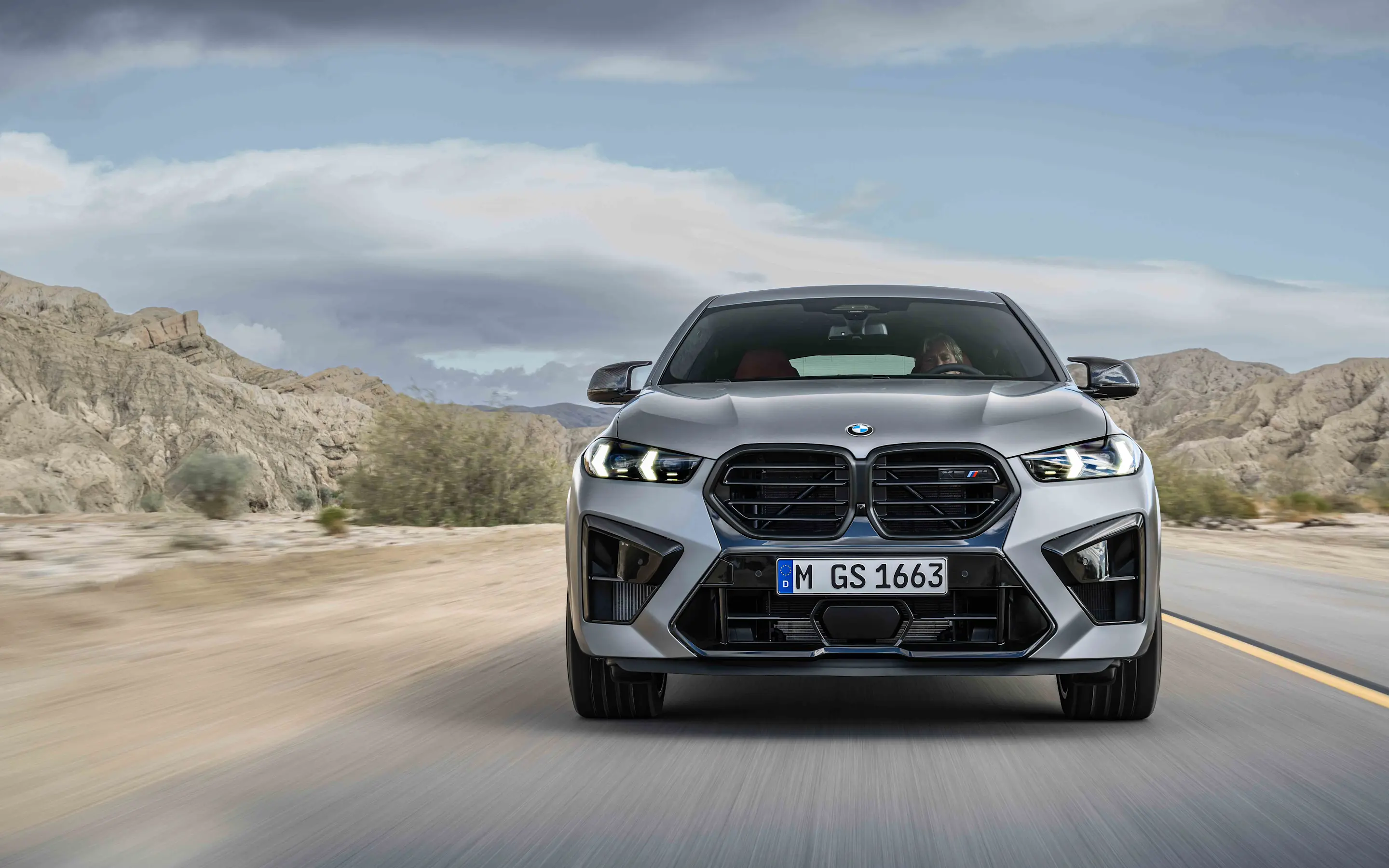 Voorzijde van de BMW X6 M - Afbeelding