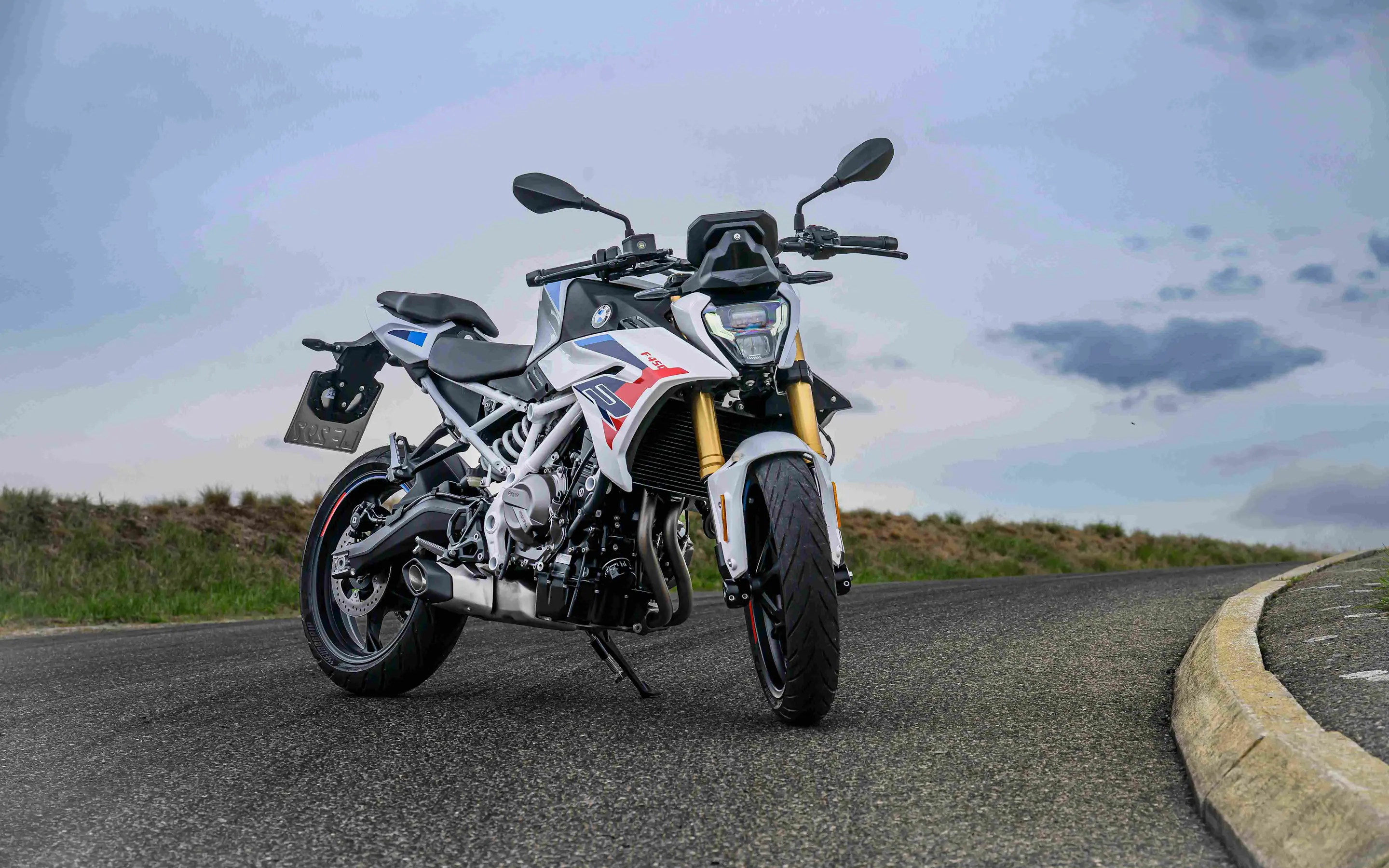 P90655298 highRes bmw-f-450-r 11zon