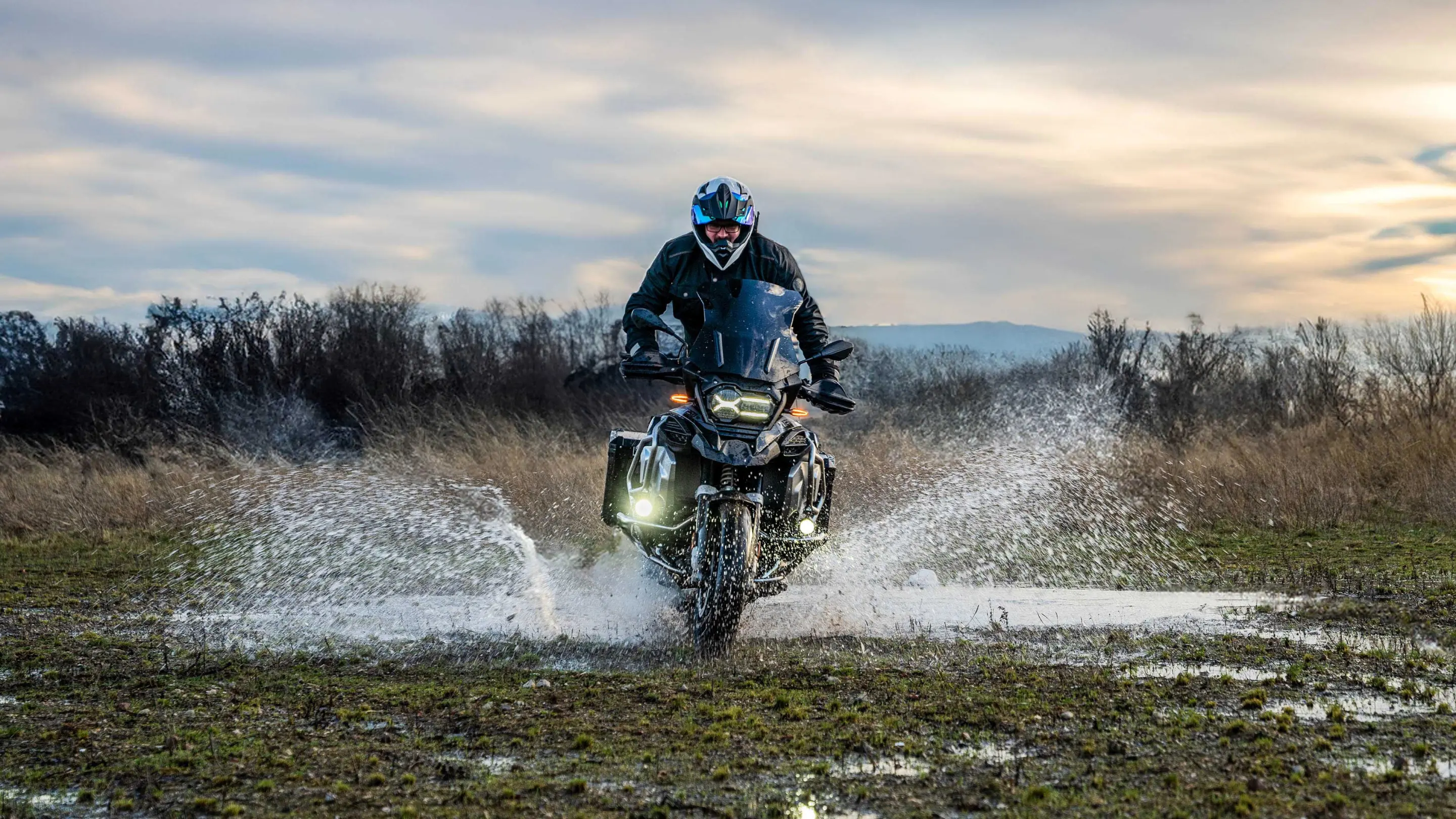 BMW R 1250 GS Adventure - Voorzijde