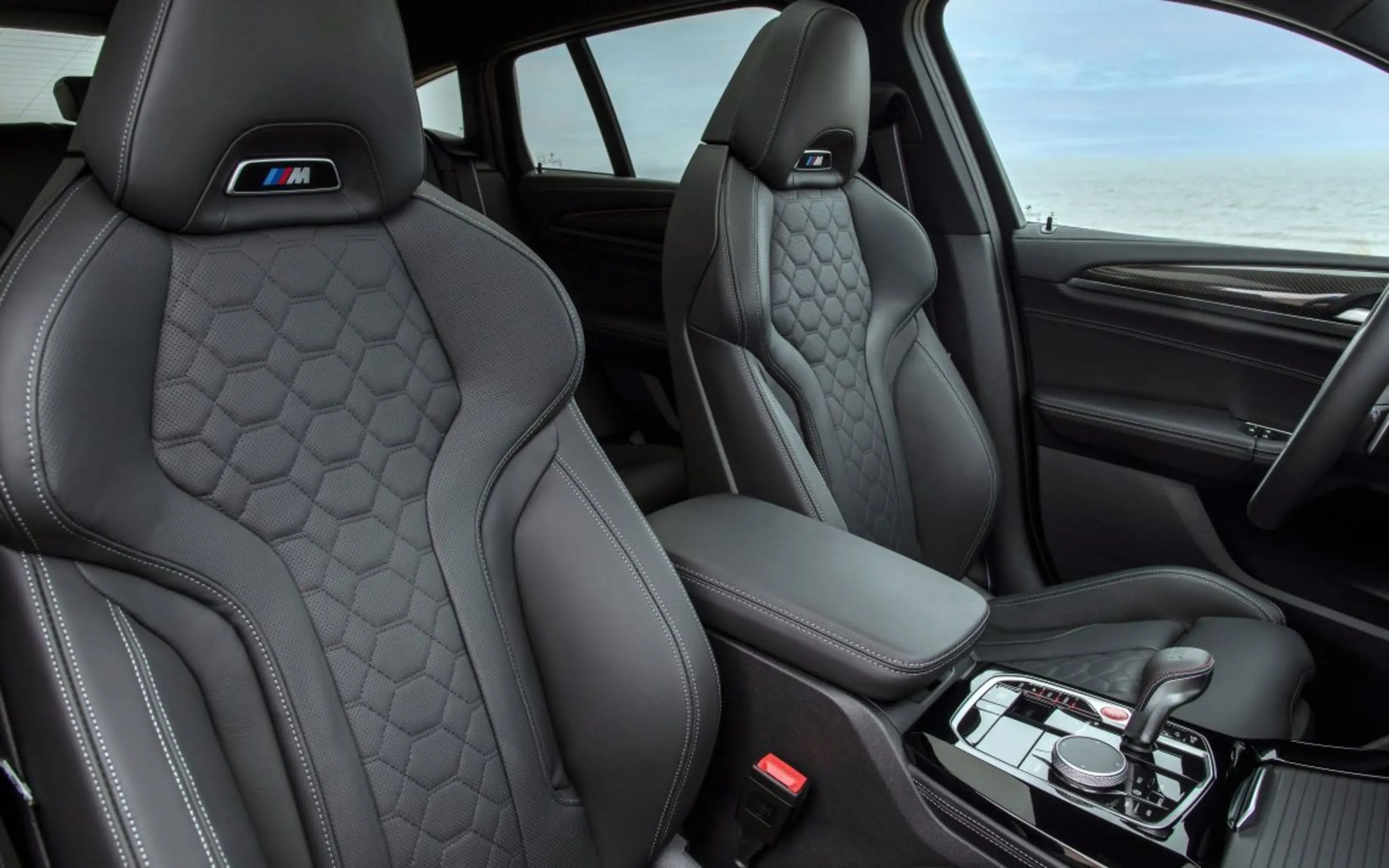 bmw_x4m_interieur_stoel_bekleding_dusseldorp_bmw