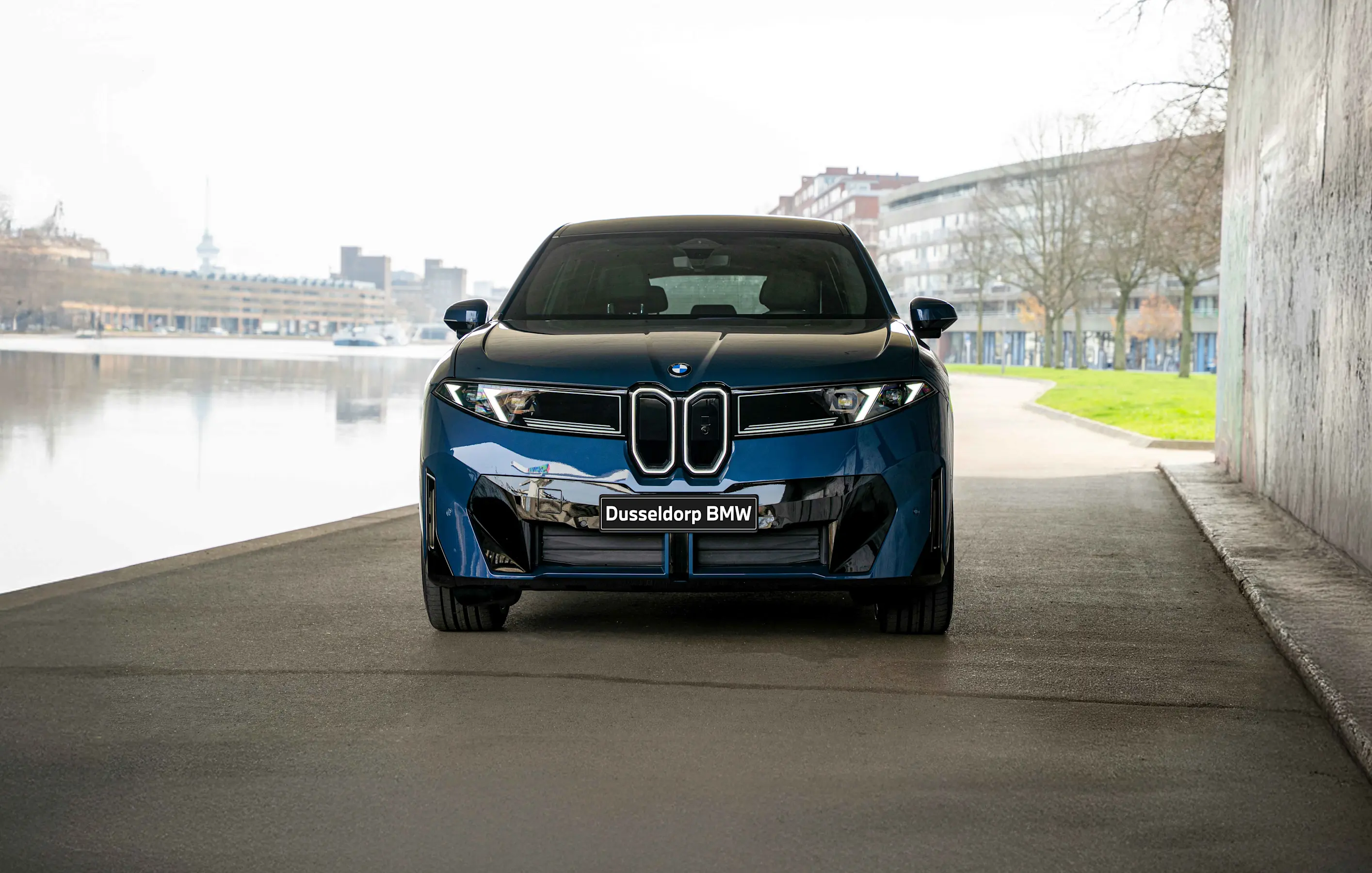 BMW - Mediapost - BMW iX3 40 - Afbeelding