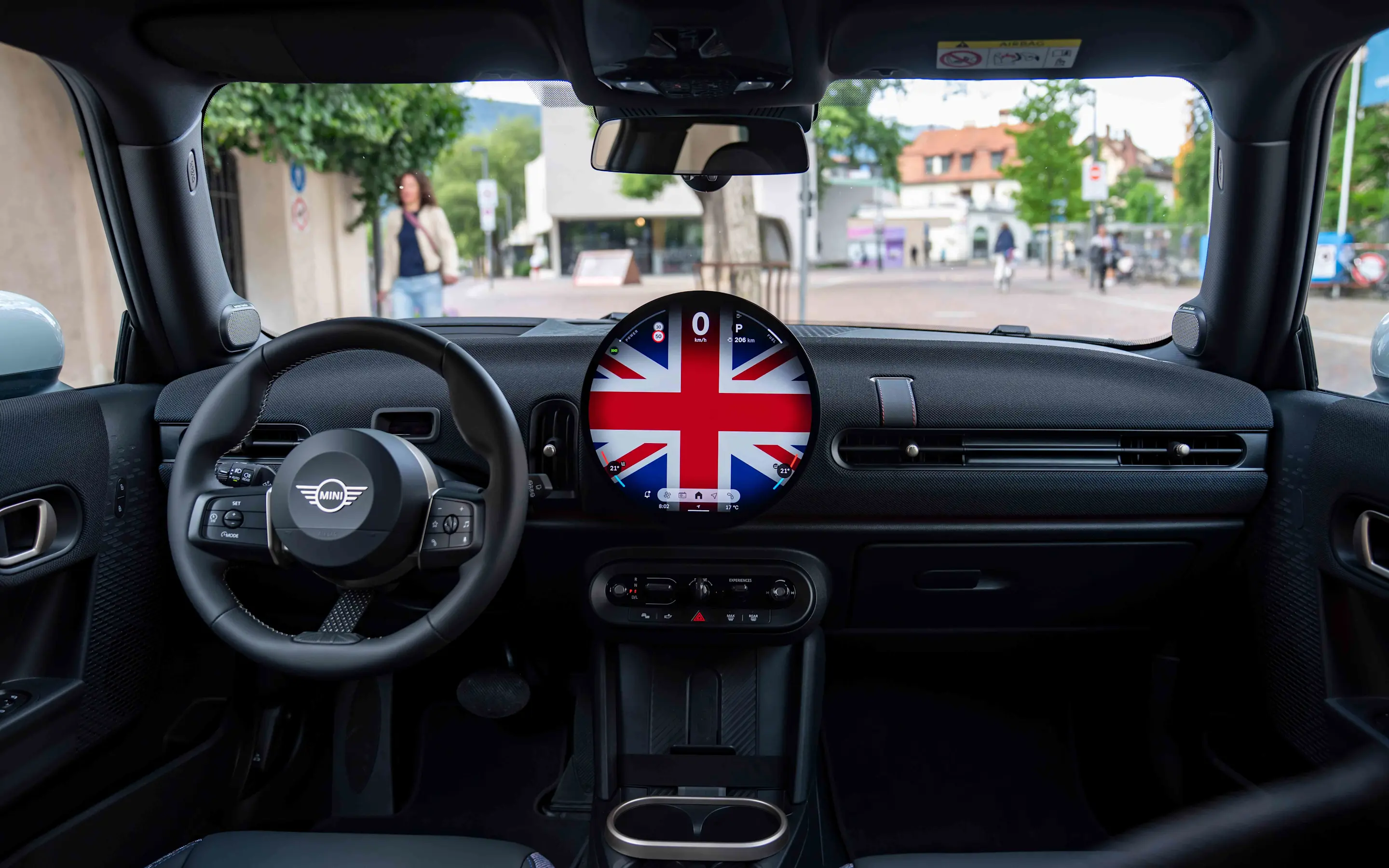 Het interieur van de MINI Cooper Oxford Edition