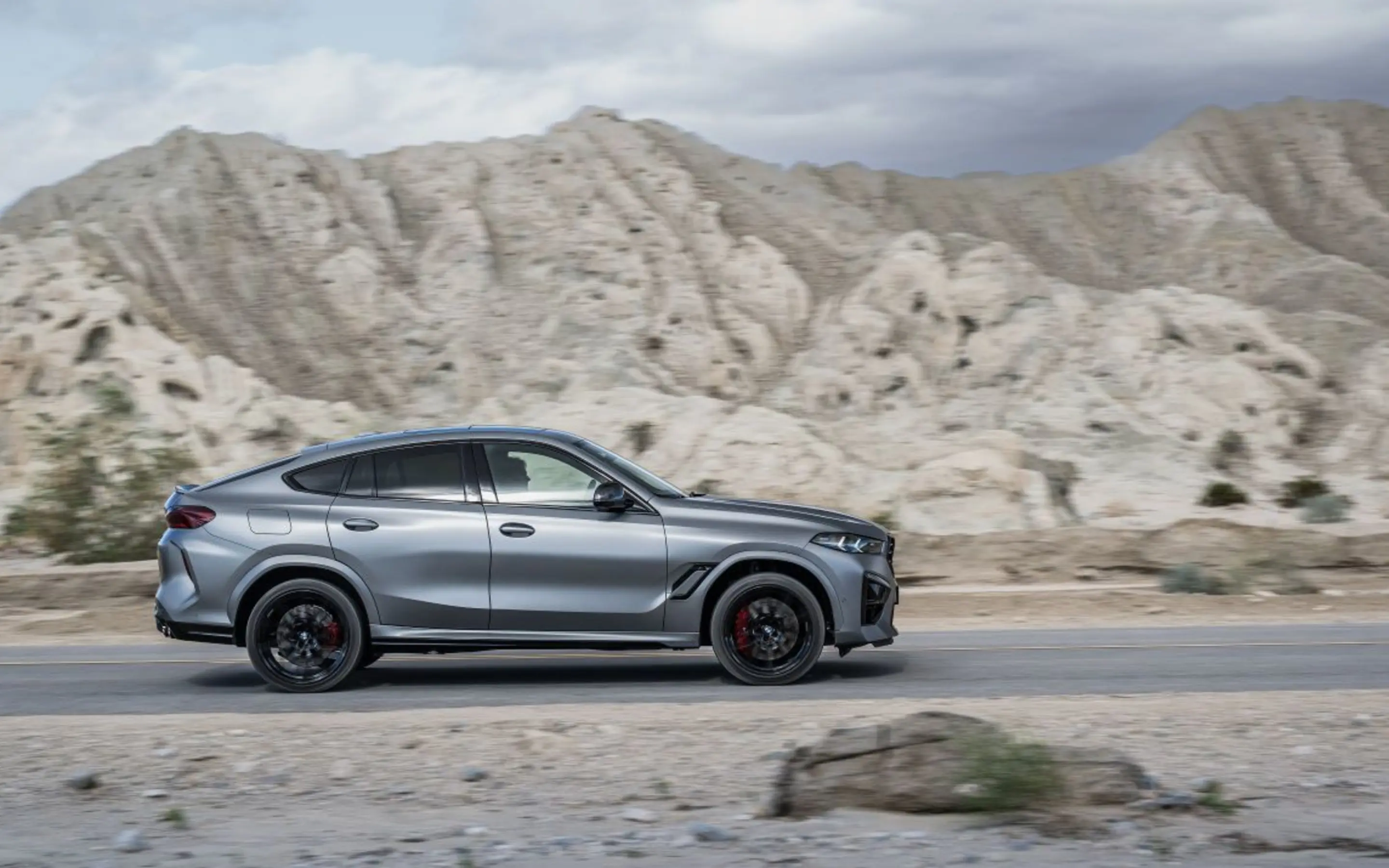 bmw_x6m_exterieur_zijkant_dusseldorp_bmw