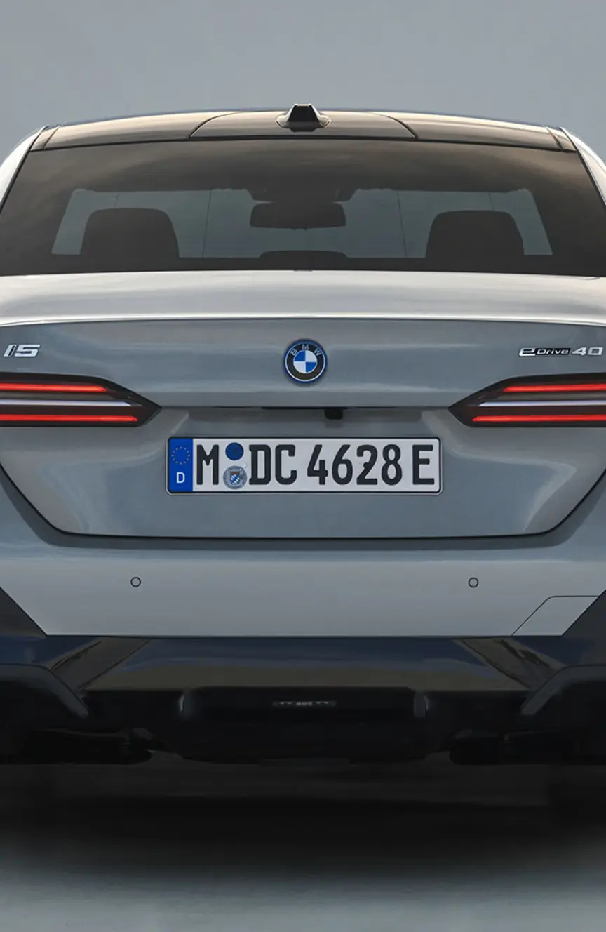 BMW_i5_eDrive40_Exterieur_Dusseldorp_BMW