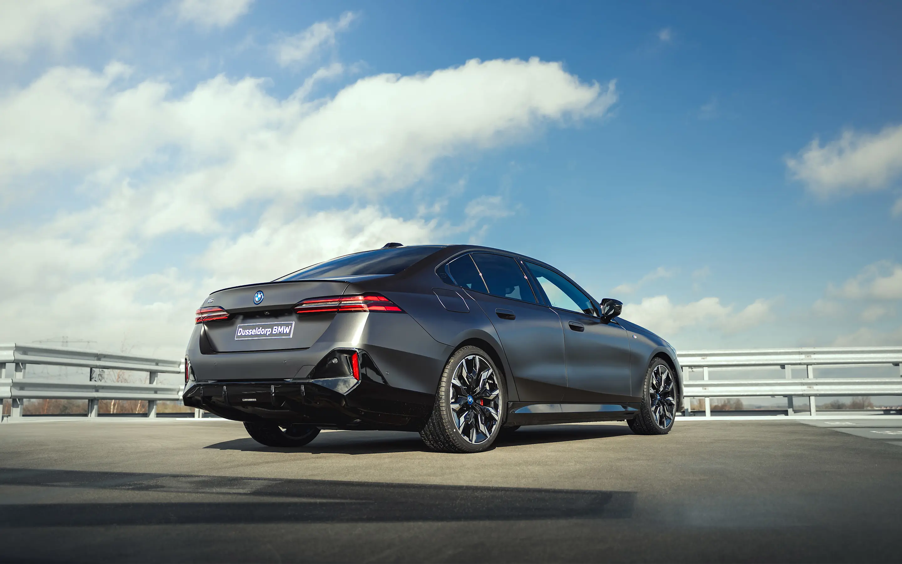 BMW_i5_eDrive40_Exterieur_Dusseldorp_BMW