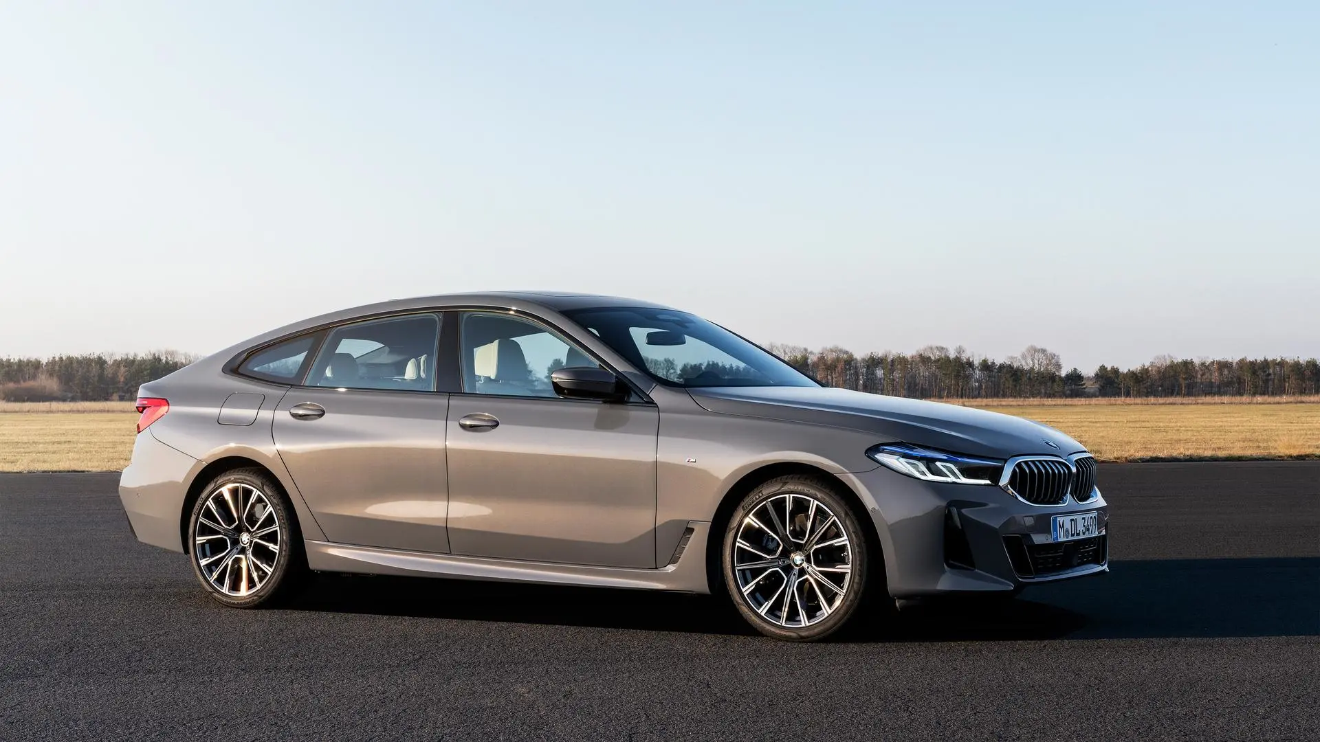 bmw_5_series_exterieur_dusseldorp_bmw - zijkant