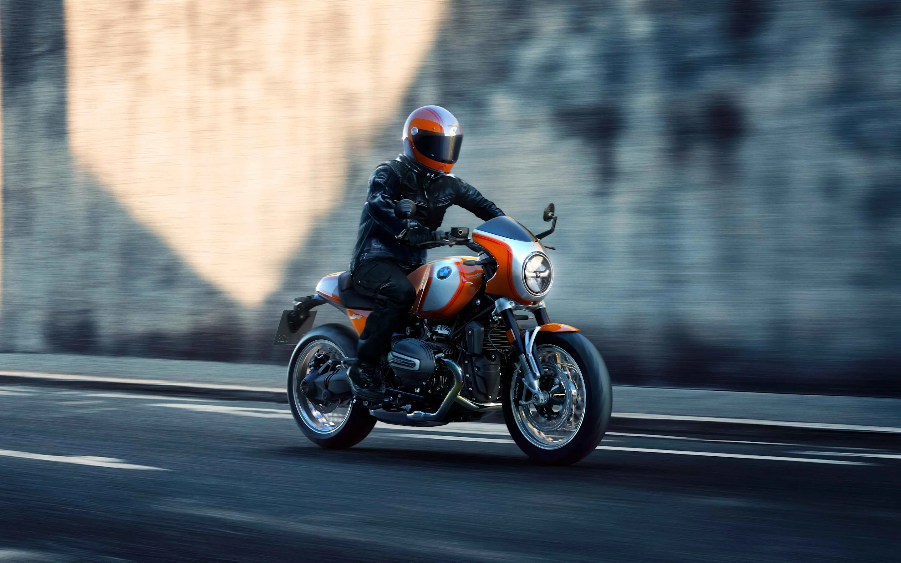Innovatie en uitrusting BMW R 12 S