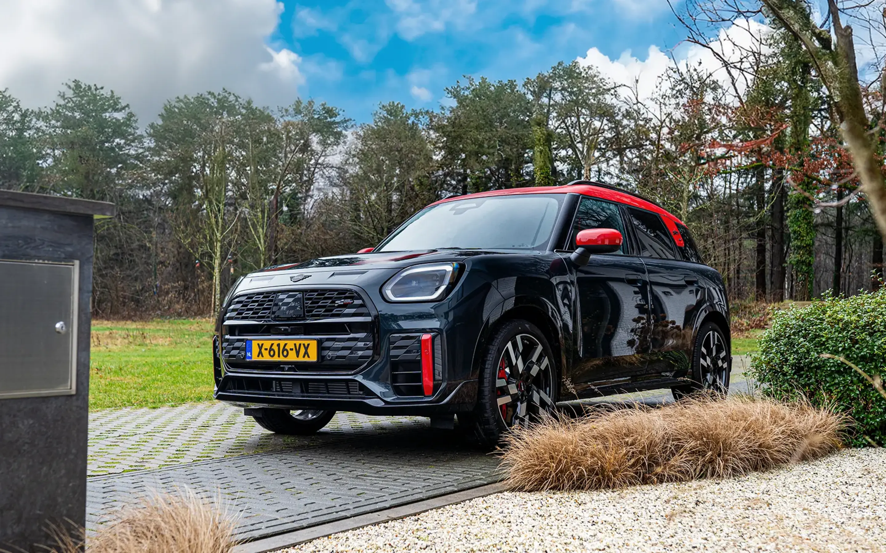 De nieuwe MINI Countryman JCW