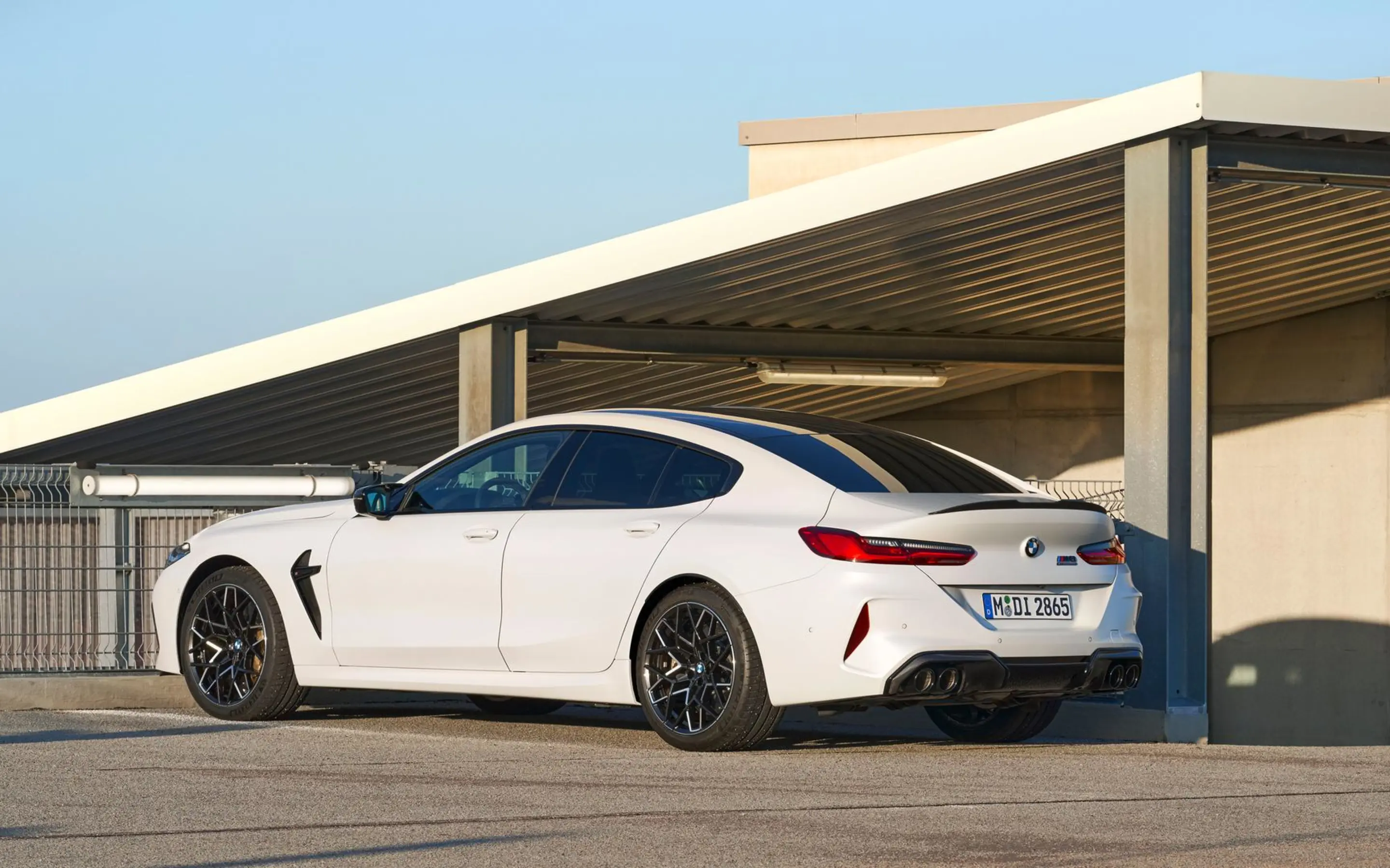 bmw_M8_Gran_Coupe_exterieur_dusseldorp_bmw