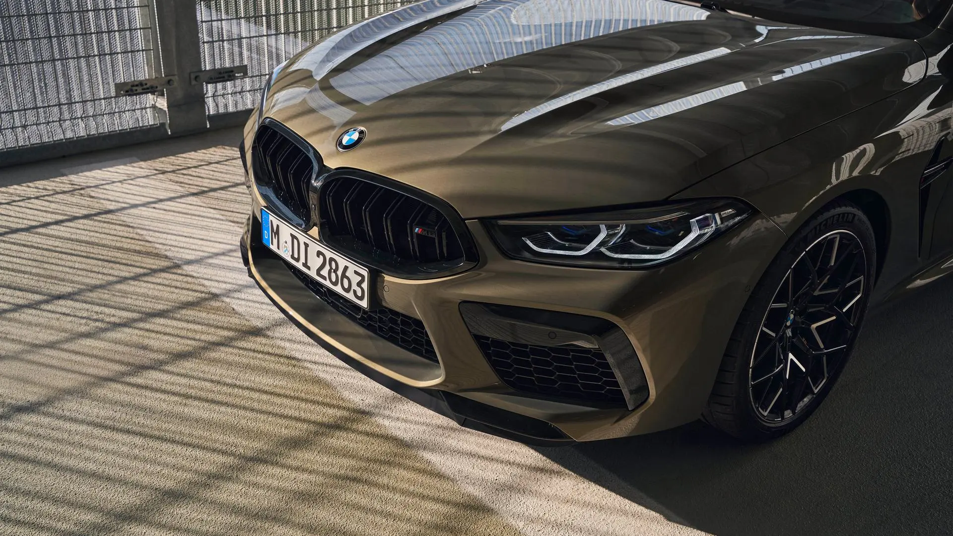 bmw_M8_Cabrio_exterieur_dusseldorp_bmw